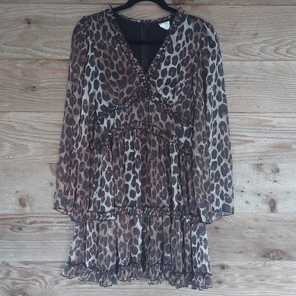 Leopard Tiered VNeck Dress Small - Picture 1 of 4